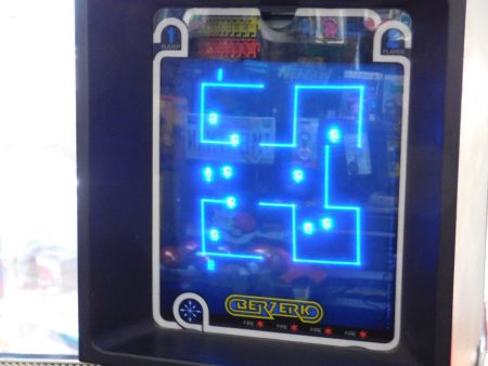 BERZERK  VECTREX on Sale