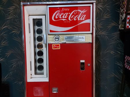 COCA COLA AUTOMAAT Hot on Sale