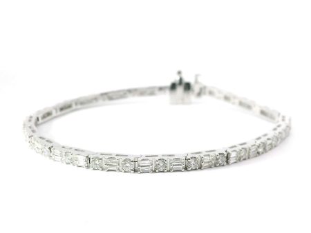 10K White Gold Diamond Tennis Bracelet Fashion